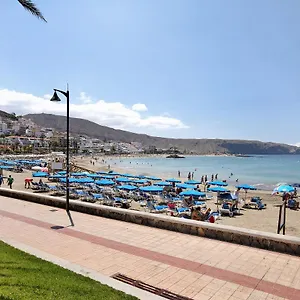 estudio-torres-del-playa-de-las-americas-tenerife.in-canary-islands.com/
