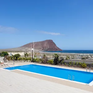home2book-stylish-relax-attic-la-tejita-pool.in-canary-islands.com/